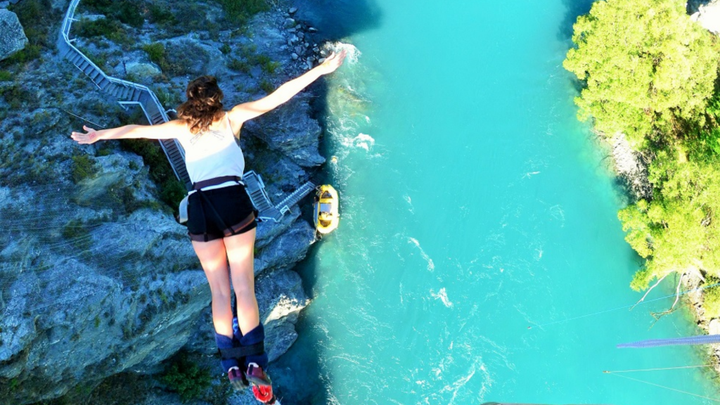 Bungy jumping in New Zealand